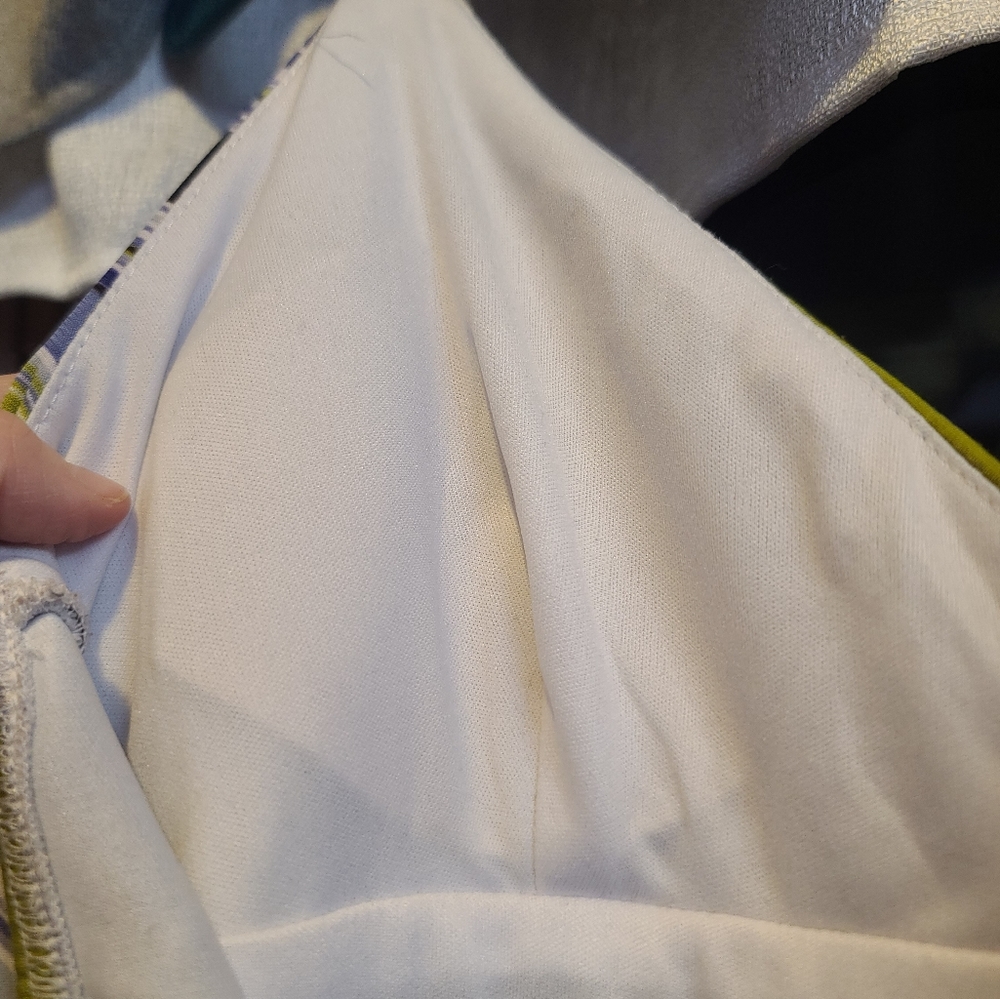 Dress - Picture 7 of 9